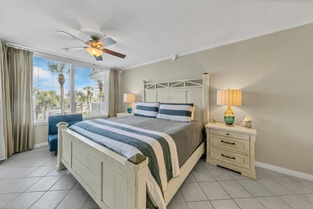 3 Condominium vacation rental located in Okaloosa Island 1