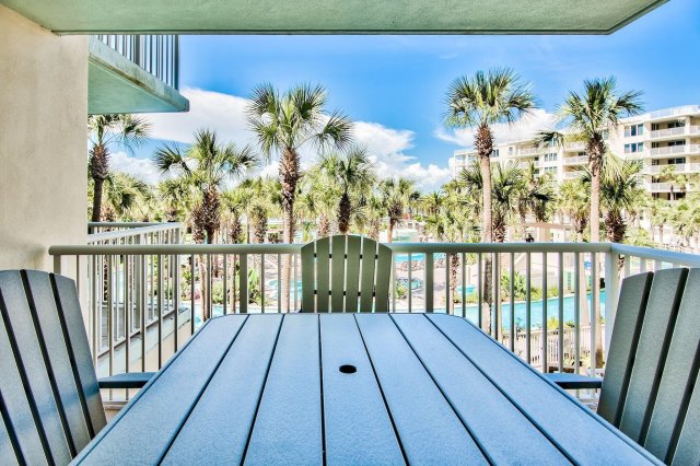 3 Condominium vacation rental located in Okaloosa Island 1