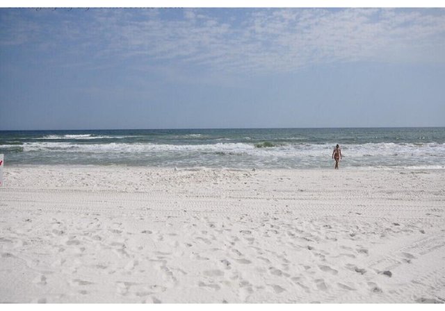 3 Condominium vacation rental located in Okaloosa Island 1