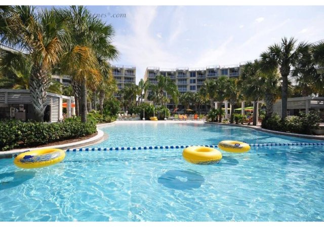 3 Condominium vacation rental located in Okaloosa Island 1