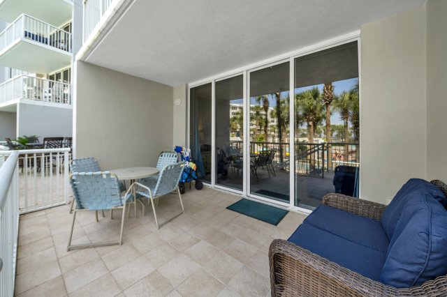 2 Condominium vacation rental located in Okaloosa Island 1