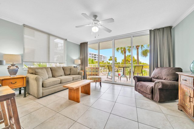 2 Condominium vacation rental located in Okaloosa Island 1