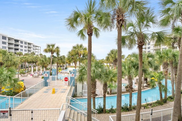 2 Condominium vacation rental located in Okaloosa Island 1