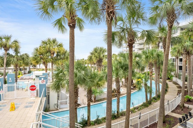 2 Condominium vacation rental located in Okaloosa Island 1