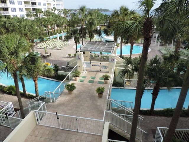 2 Condominium vacation rental located in Okaloosa Island 1