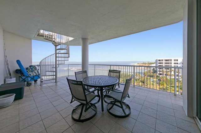 3 Condominium vacation rental located in Okaloosa Island 1