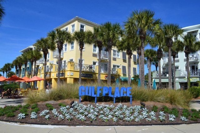 3 Condominium vacation rental located in 30-A 1