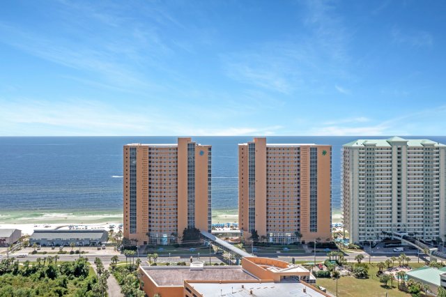 2 Condominium vacation rental located in Panama City Beach 1