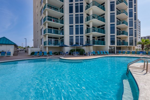 3 Condominium vacation rental located in Destin 1