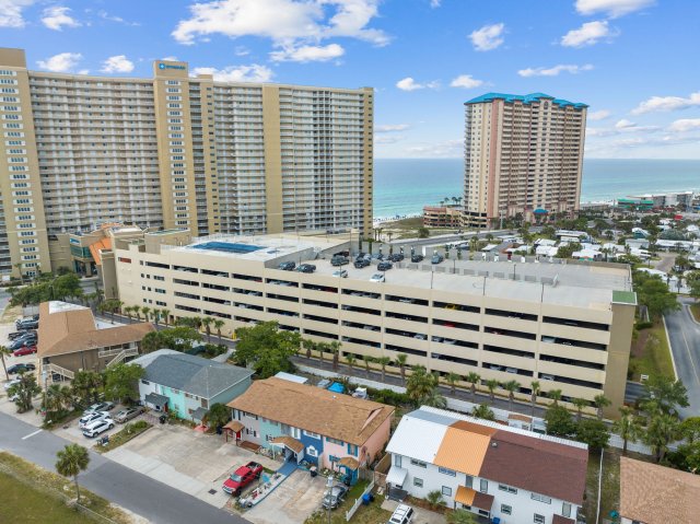 2 Condominium vacation rental located in Panama City Beach 1