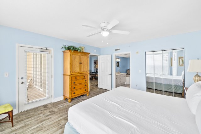 2 Condominium vacation rental located in Panama City Beach 1