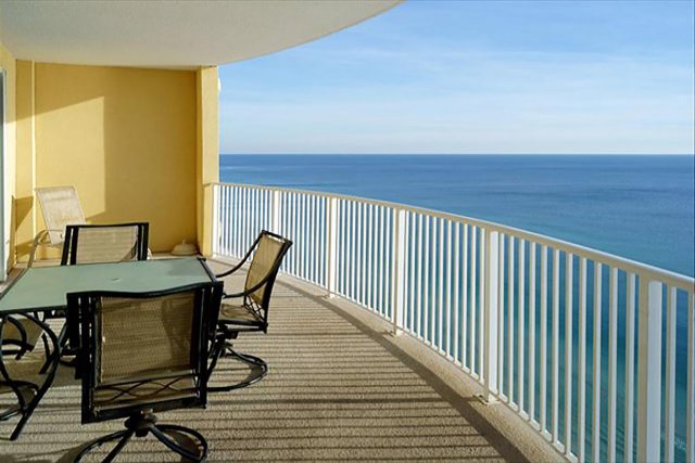 2 Condominium vacation rental located in Panama City Beach 1