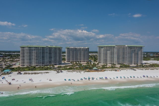 3 Condominium vacation rental located in Destin 1