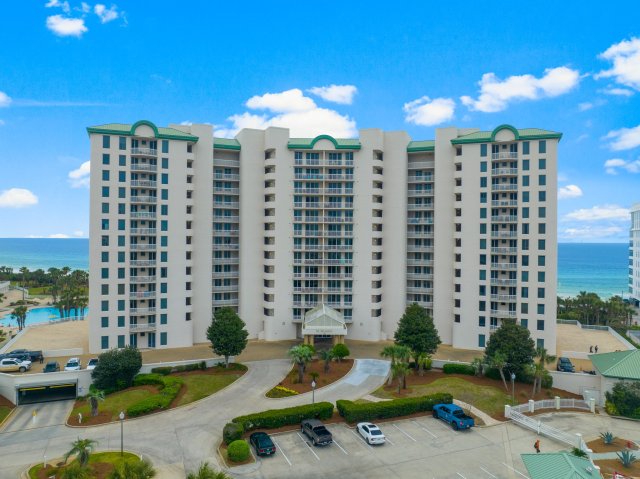 3 Condominium vacation rental located in Destin 1