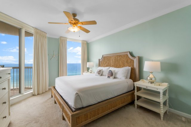 3 Condominium vacation rental located in Destin 1