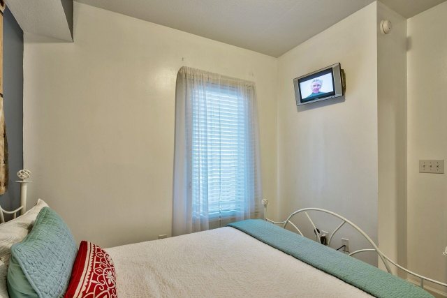 3 Condominium vacation rental located in Destin 1