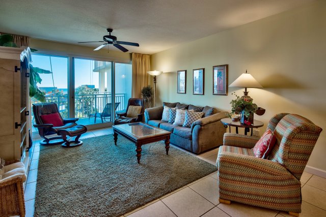 3 Condominium vacation rental located in Destin 1