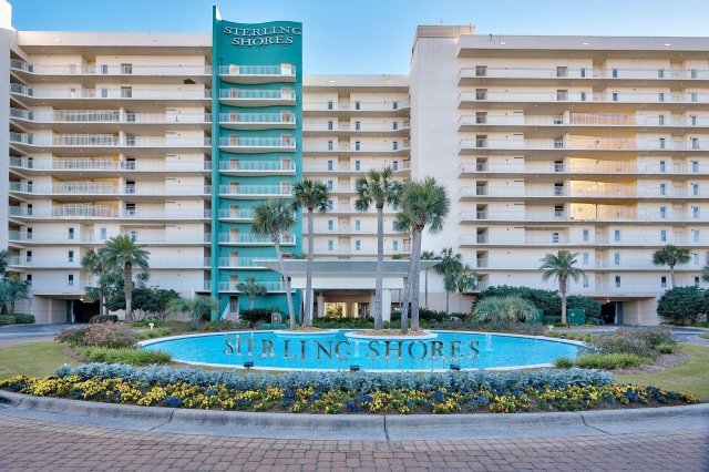 3 Condominium vacation rental located in Destin 1