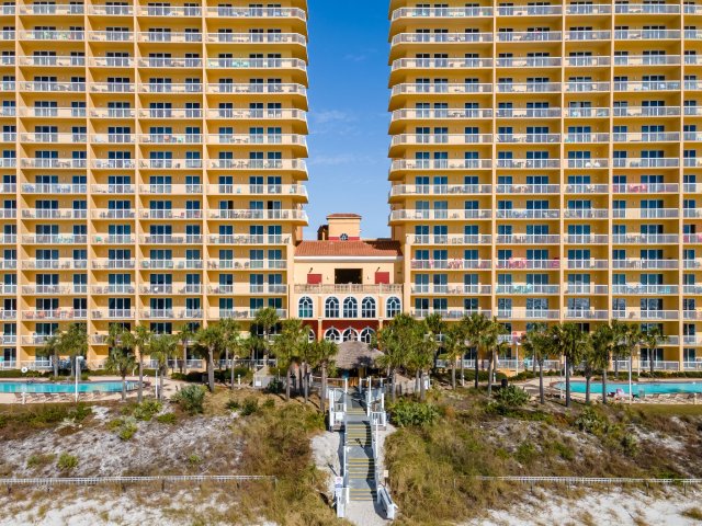 3 Condominium vacation rental located in Panama City Beach 1