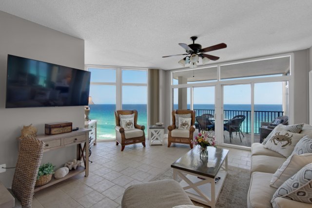 3 Condominium vacation rental located in Destin 1