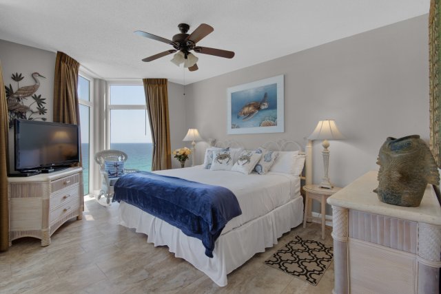 3 Condominium vacation rental located in Destin 1