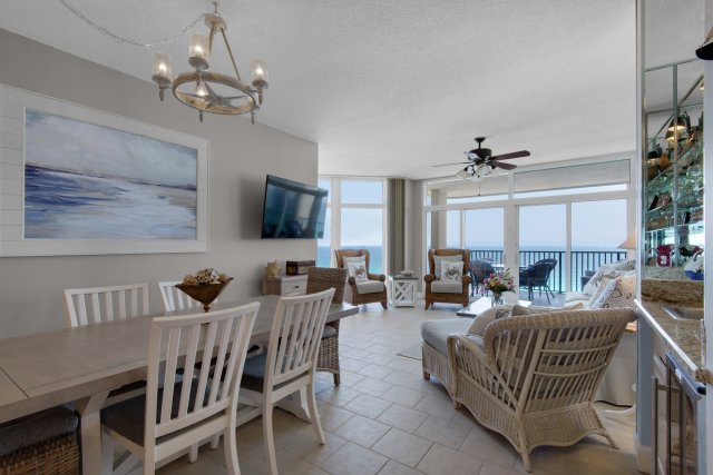 3 Condominium vacation rental located in Destin 1