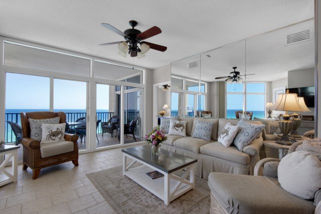 3 Condominium vacation rental located in Destin 1