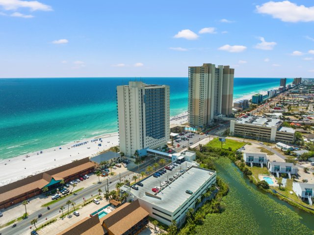 3 Condominium vacation rental located in Panama City Beach 1