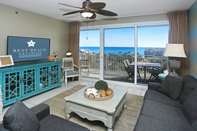 3 Condominium vacation rental located in Destin 1