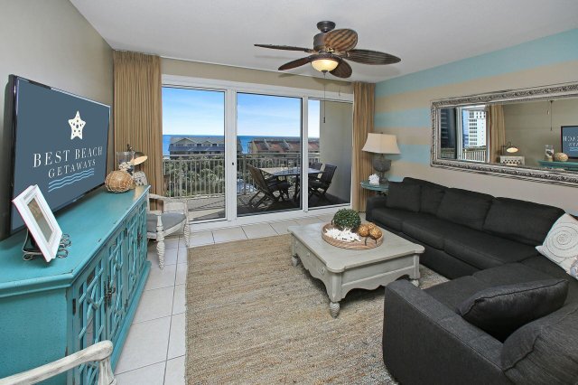 3 Condominium vacation rental located in Destin 1