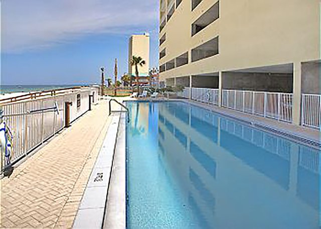 4 Condominium vacation rental located in Panama City Beach 1