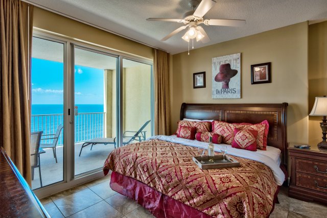 4 Condominium vacation rental located in Panama City Beach 1