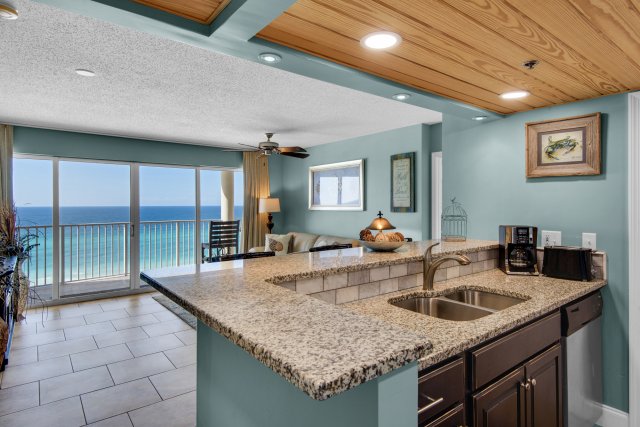 1 Condominium vacation rental located in Panama City Beach 1