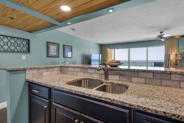 1 Condominium vacation rental located in Panama City Beach 1