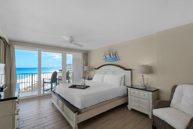 3 Condominium vacation rental located in Panama City Beach 1