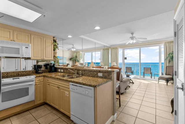 1 Condominium vacation rental located in Panama City Beach 1