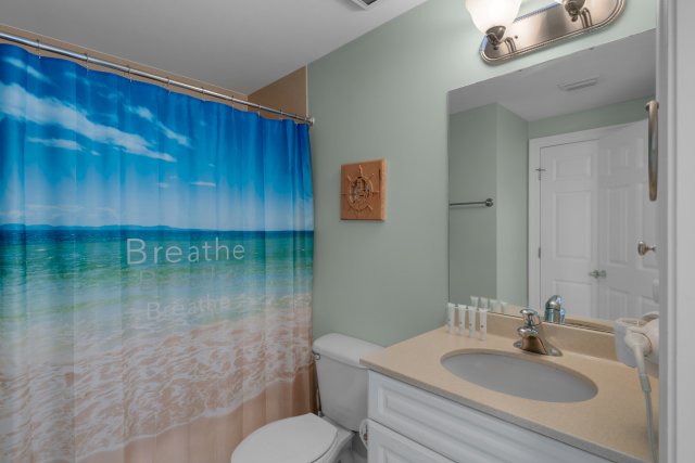 1 Condominium vacation rental located in Panama City Beach 1