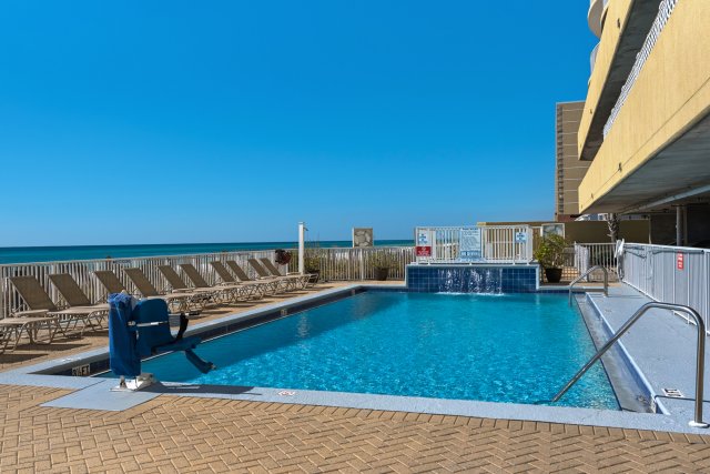 2 Condominium vacation rental located in Panama City Beach 1