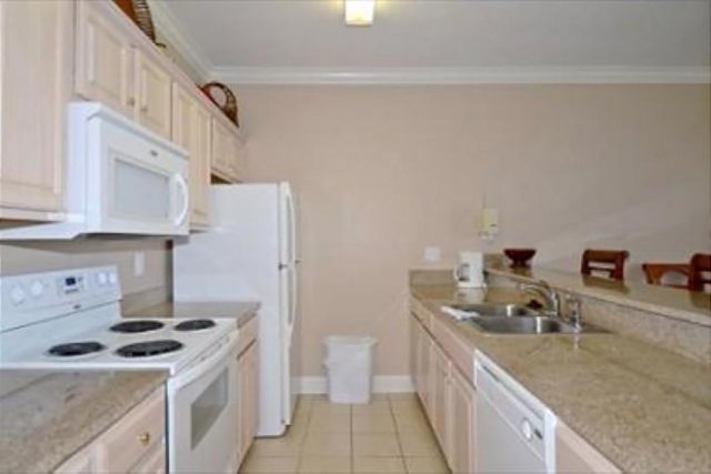 3 Condominium vacation rental located in Panama City Beach 1