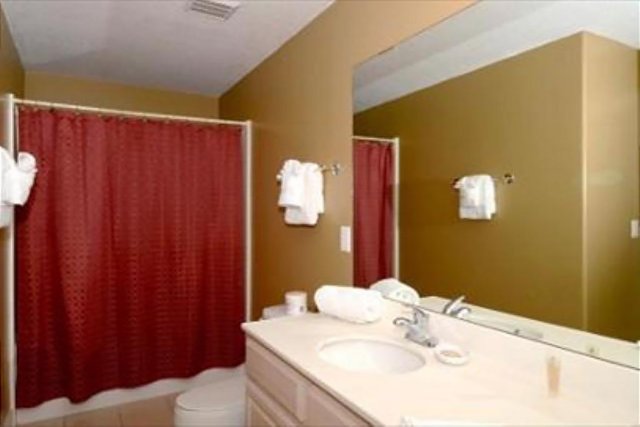 3 Condominium vacation rental located in Panama City Beach 1