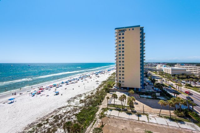 2 Condominium vacation rental located in Panama City Beach 1