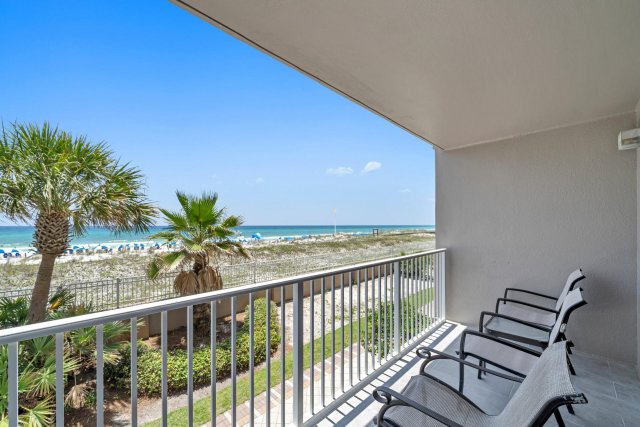 2 Condominium vacation rental located in Okaloosa Island 1