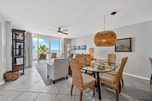 2 Condominium vacation rental located in Okaloosa Island 1