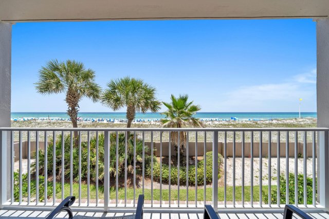 2 Condominium vacation rental located in Okaloosa Island 1