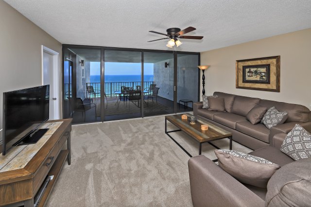 2 Condominium vacation rental located in Panama City Beach 1