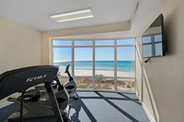 2 Condominium vacation rental located in Panama City Beach 1