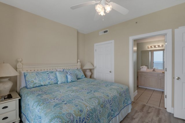 2 Condominium vacation rental located in Panama City Beach 1