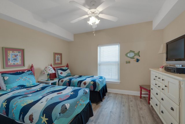 2 Condominium vacation rental located in Panama City Beach 1