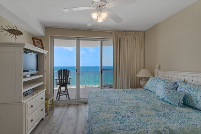 2 Condominium vacation rental located in Panama City Beach 1