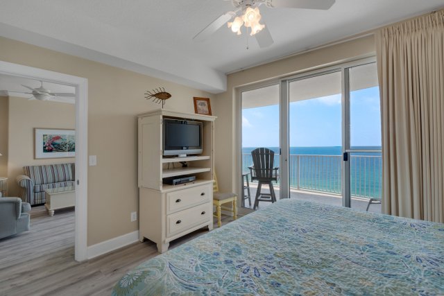 2 Condominium vacation rental located in Panama City Beach 1